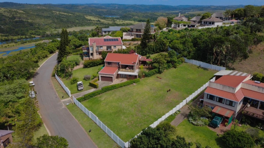 4 Bedroom Property for Sale in Cintsa East Eastern Cape